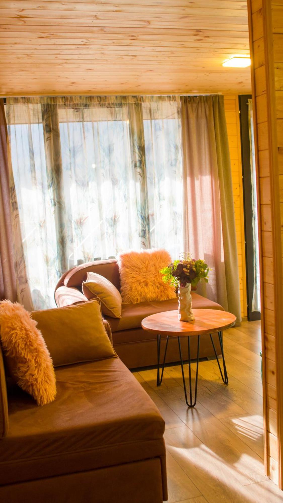 Cliffside Cottage Kazbegi Bagian luar foto